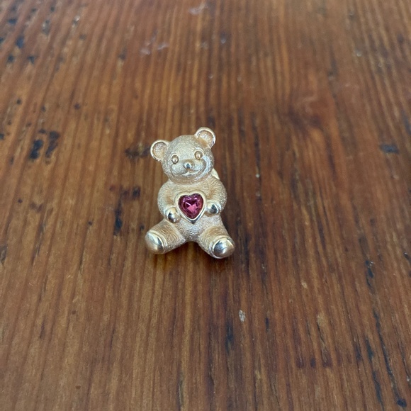 Avon Jewelry - Avon Tac Pin Teddy Bear October Pink Birthstone, 1980's Goldtone brooch
